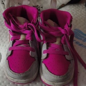 Nike Kids Fuchsia and Light Gray Sneakers